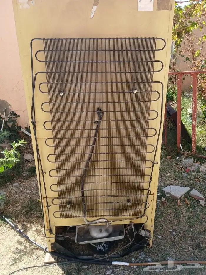 2ثلاجة وقارئ سيديات وسيديات ومواطير هواء 19