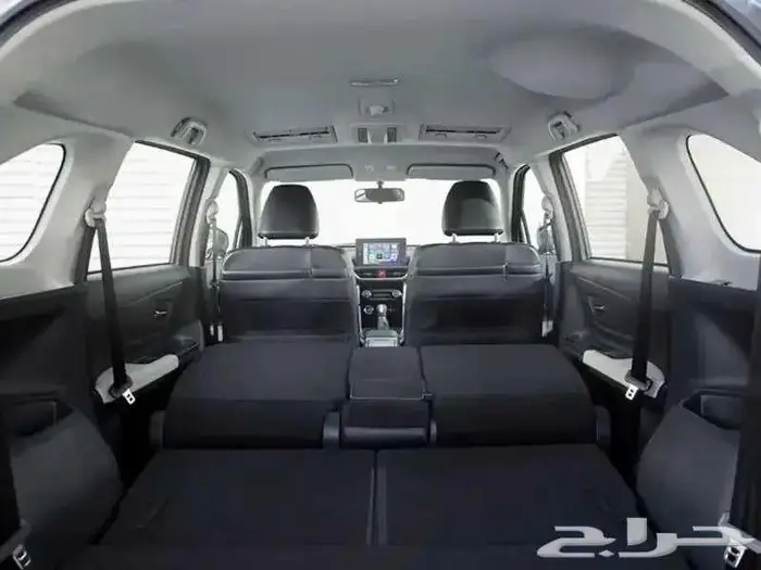 تويوتا فيلوز GLX بنزين 2025 - عروض الأقساط 6