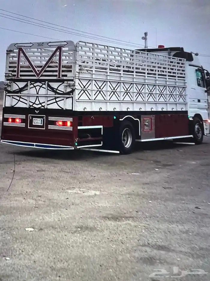 لوري مرسدس2005 9