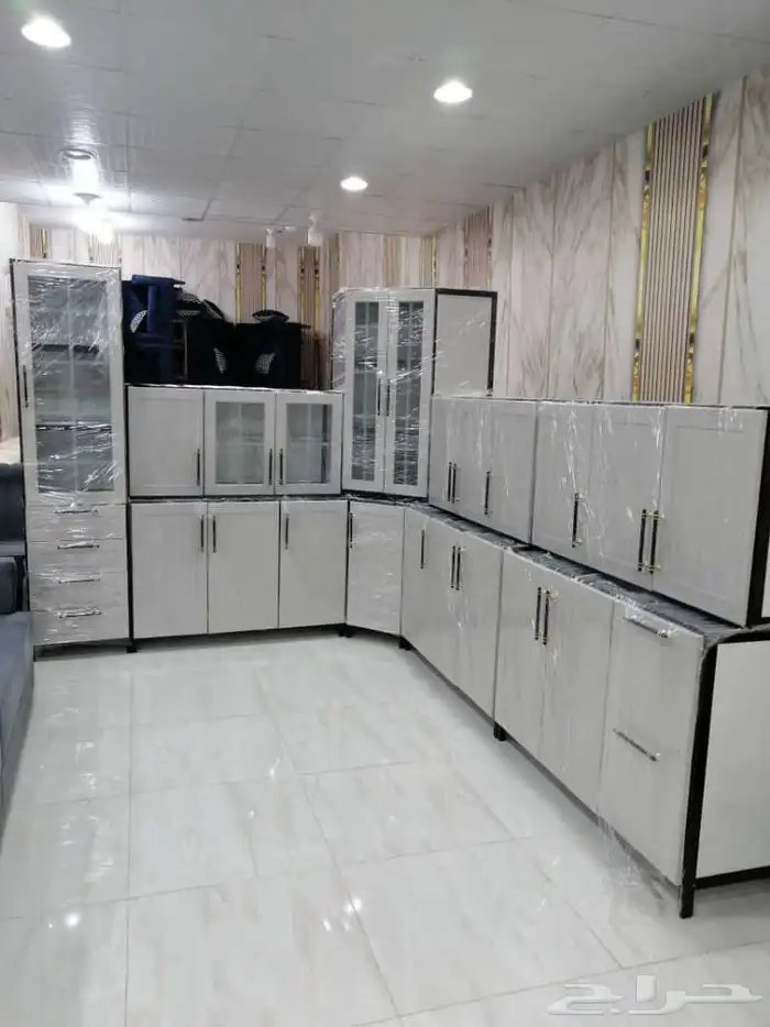 مطابخ جديده جاهزه تتوفر جميع الألوان ب2500 شامل التوصيل والت 6