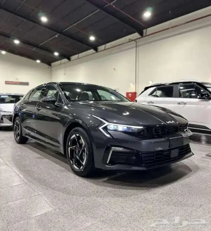 كيا k5 ستاندر مطور فتحة سقف بانوراما اقل سعر تقسيط وكاش 0