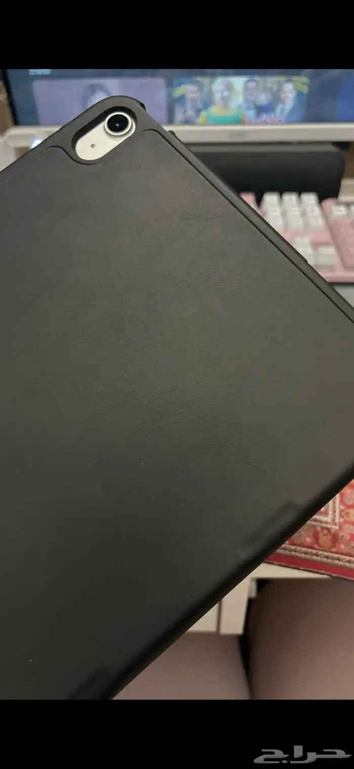 ايباد الجيل العاشر نظيييف جدا 64 جيجا فضي 1100 1