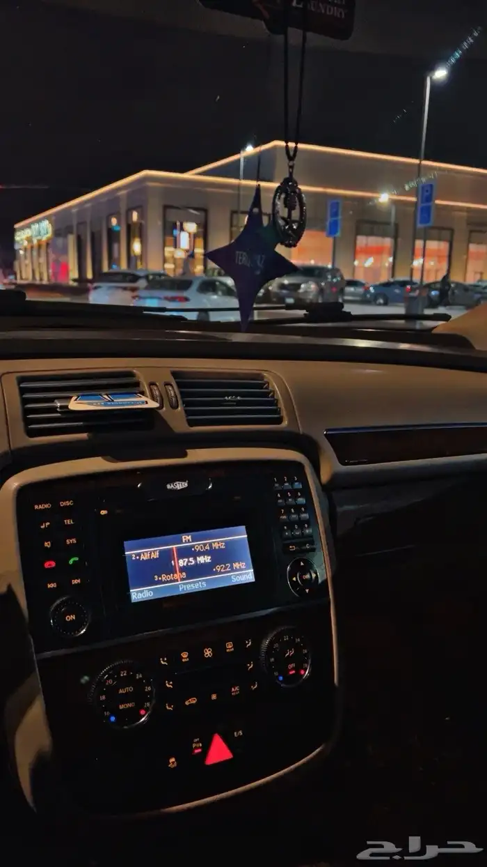 مرسيدس R300 2012 9