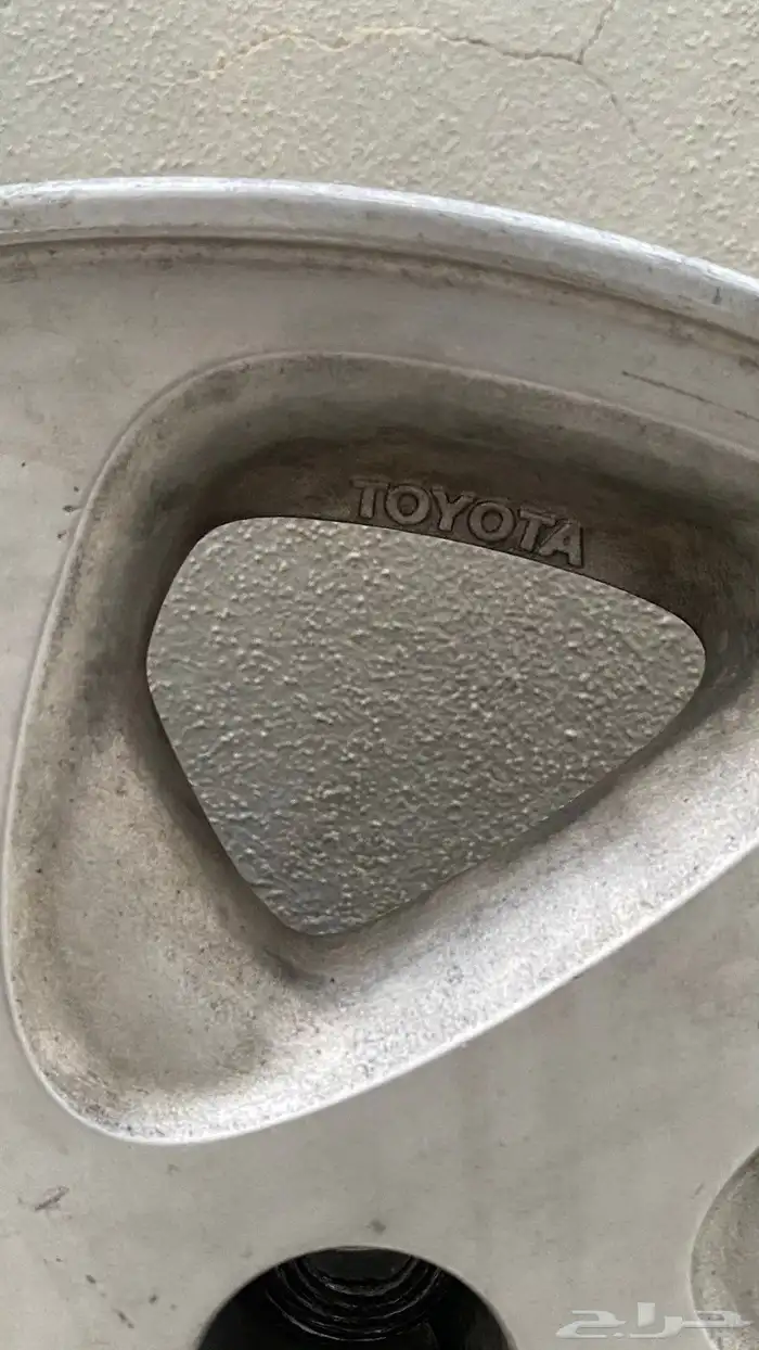 للبيع جنوط كامري 3