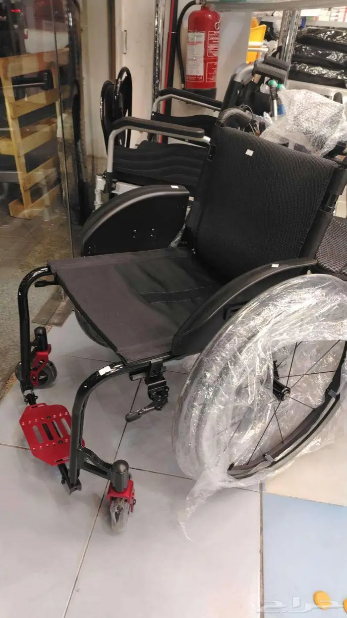 كرسي متحرك رياضي 18بوصة  موفاكير 2