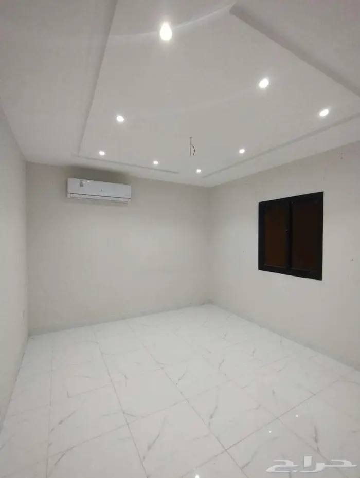 شقة فاخرة للايجار حي الربوة 9