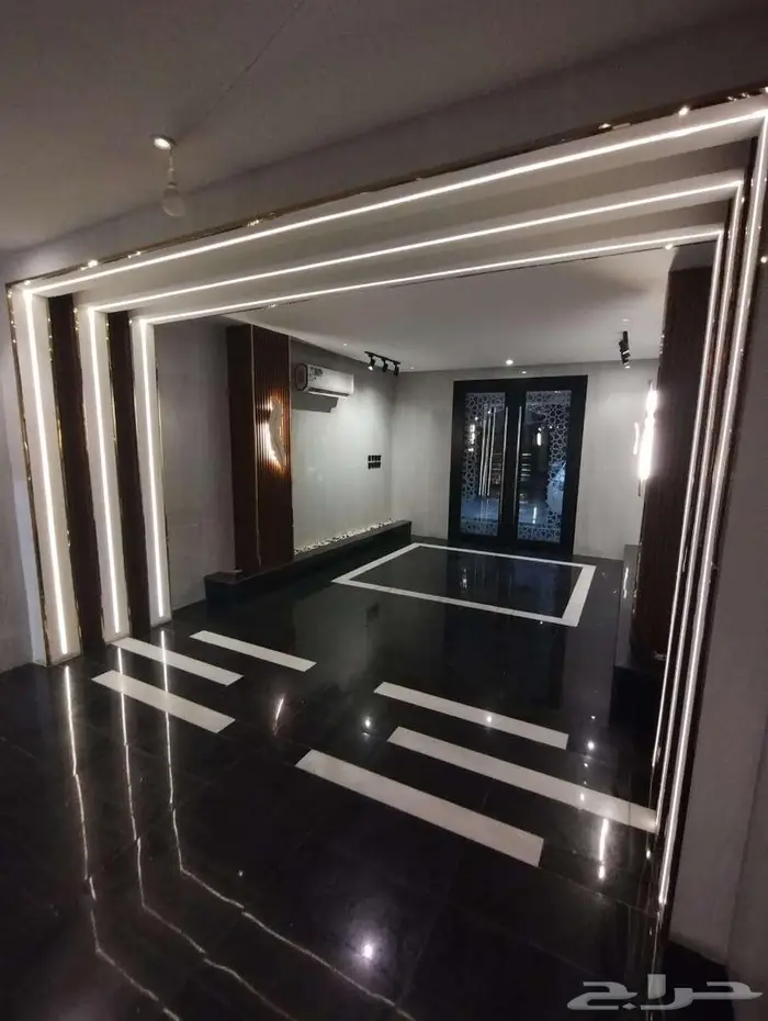 شقة فاخرة للايجار حي الربوة 1