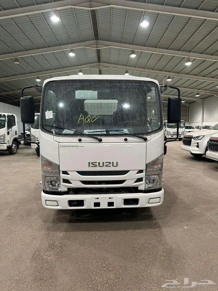 ايسوزو قلاب 3 طن مكيف يابانى موديل 2025 0