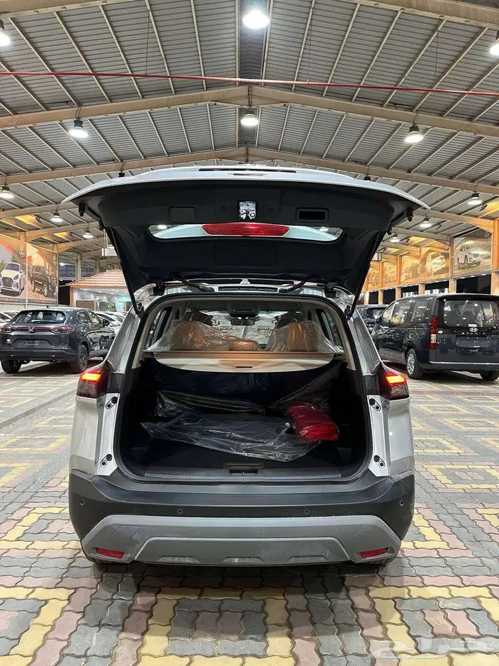 عرض خاص نيسان اكس تريل 5 مقاعد بدون دبل موديل 2026 6