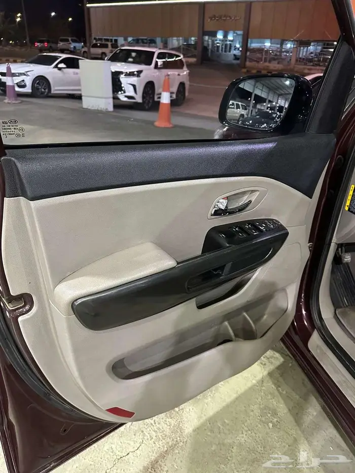 كيا كرنفال 2019 ديزل مستورد شاشه كاميرا فتحتين سقف 13