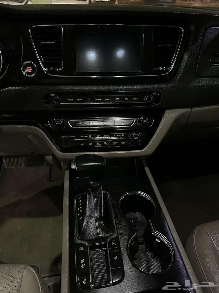 كيا كرنفال 2019 ديزل مستورد شاشه كاميرا فتحتين سقف 18