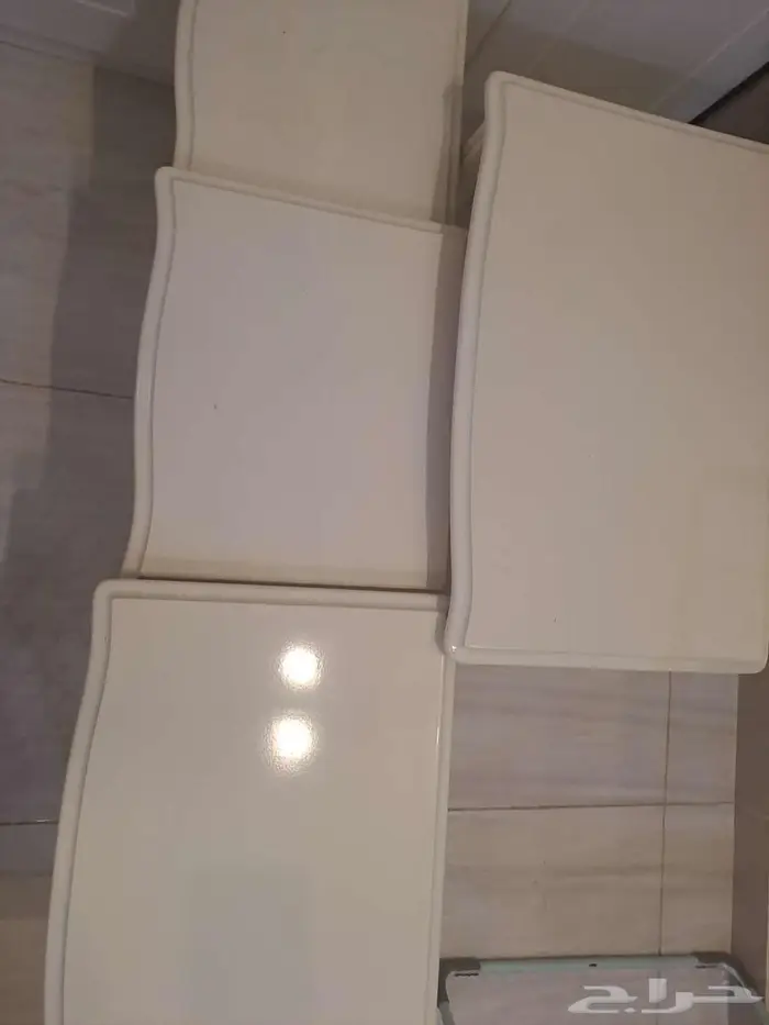 طاولات خدمه 1