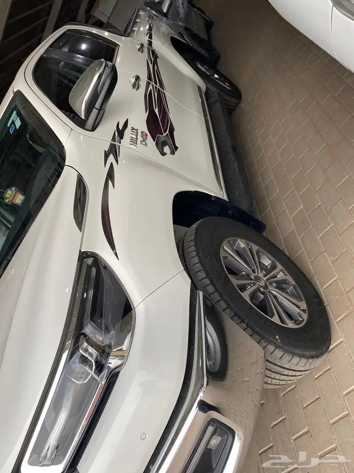 هايلوكس للبيع الموديل 2023 3