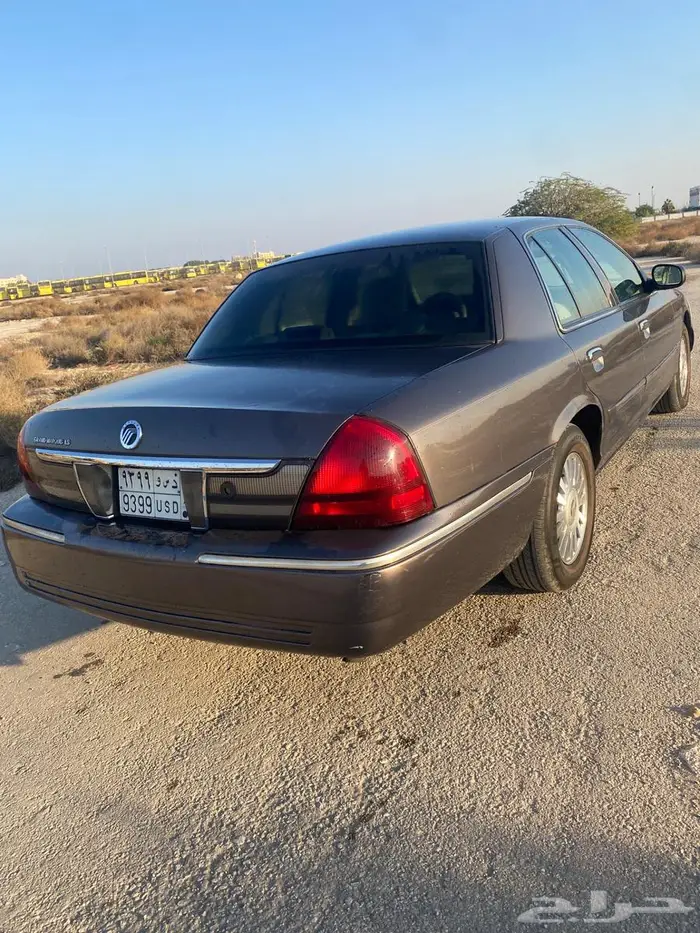 فورد جراند ماركيز 4