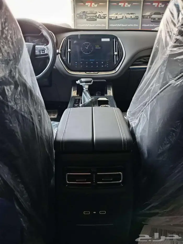 جيتور X70 لاكجري 7 مقاعد موديل 2025 باسعار تنافسيه 5