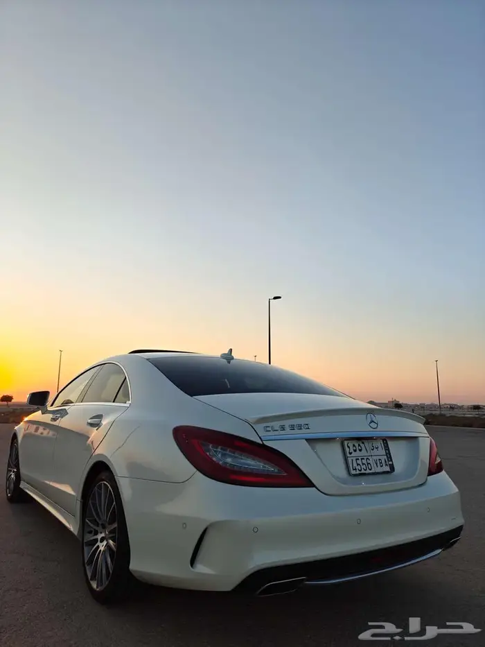 مرسيدس2016 550 CLS بحالة الوكالة 15