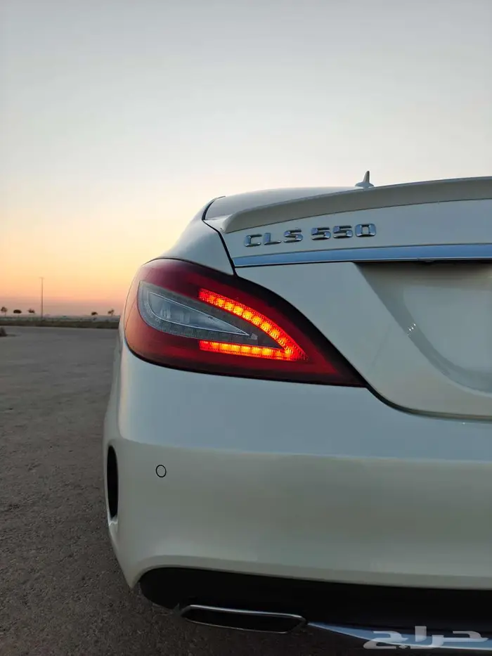 مرسيدس2016 550 CLS بحالة الوكالة 20