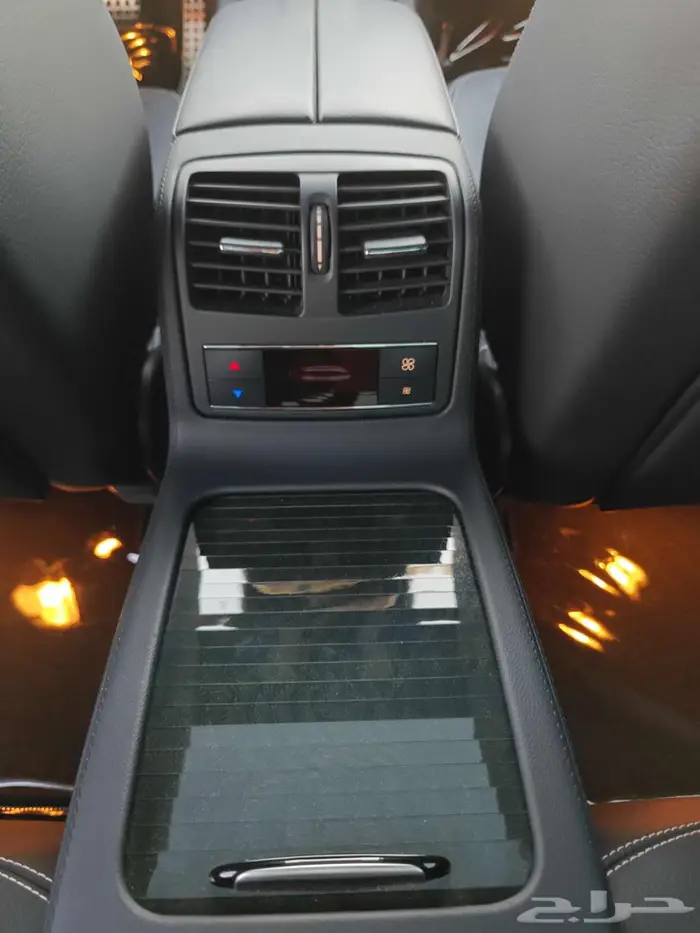 مرسيدس2016 550 CLS بحالة الوكالة 40