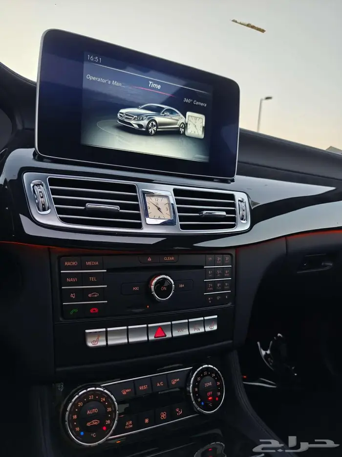 مرسيدس2016 550 CLS بحالة الوكالة 28