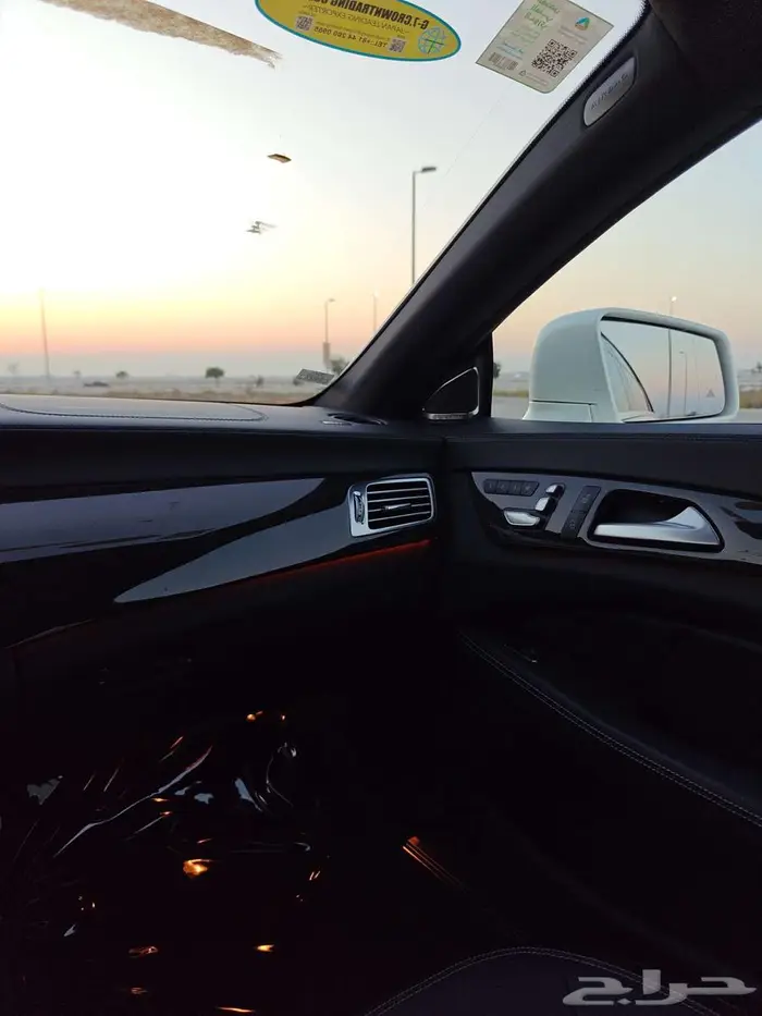 مرسيدس2016 550 CLS بحالة الوكالة 31