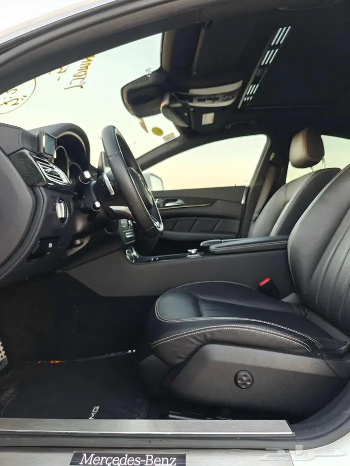 مرسيدس2016 550 CLS بحالة الوكالة 35