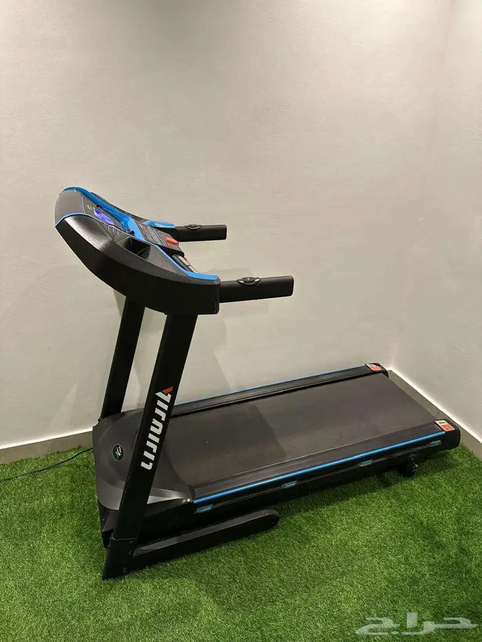 معدات رياضية واجهزة (سير و جهاز تكسير دهون) وأوزان للبيع 7