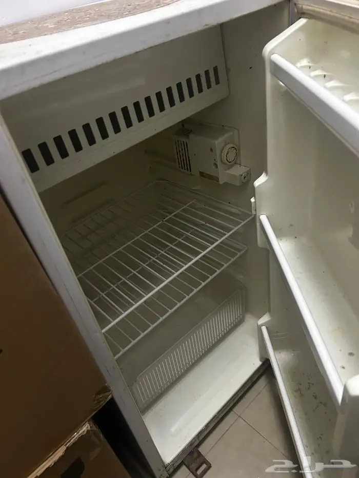 ثلاجه صغيره وزوليه 4 في 3 1