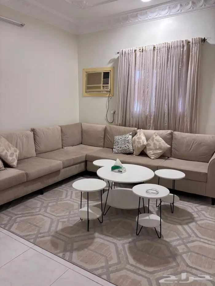 كنب للبيع حلو لصاله او مكان كرف 450 ريال 2