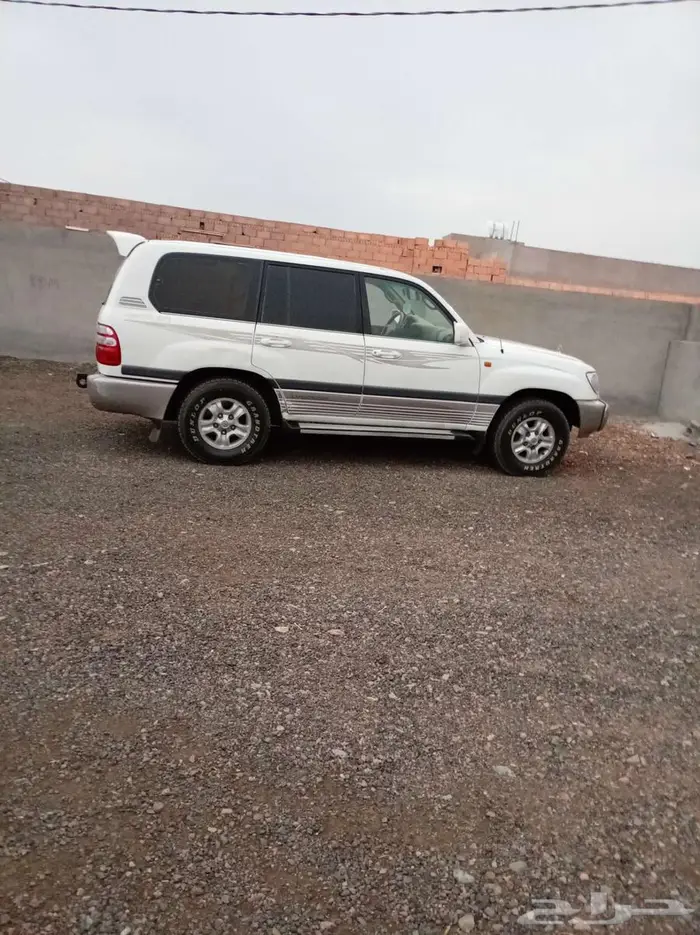 لاندكروزر 17