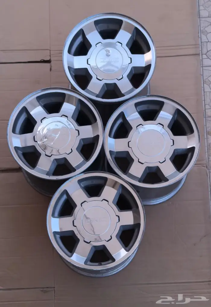 طقم جنوط يوكن XL كروم نيكل مكحل 2006 وكالة GM 0