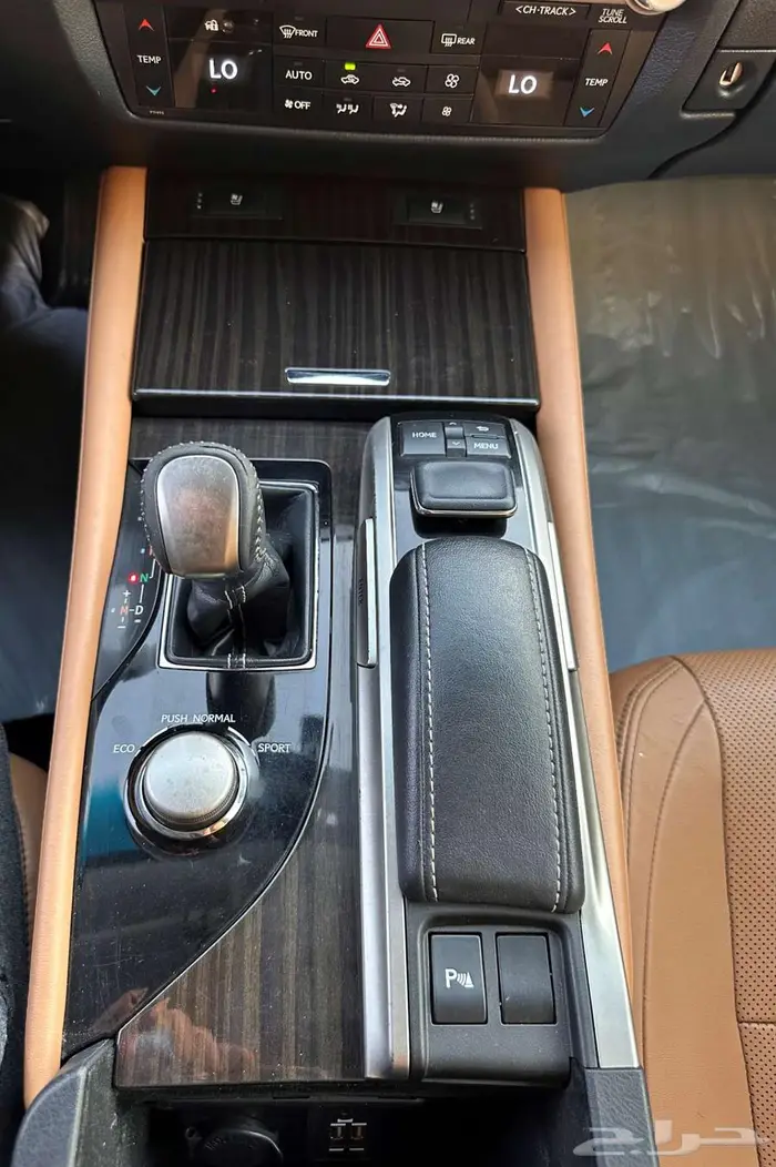لكزس GS350 2018 30