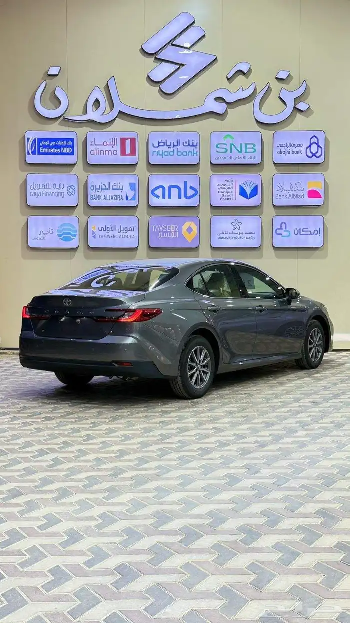 تويوتا كامري 2025 15