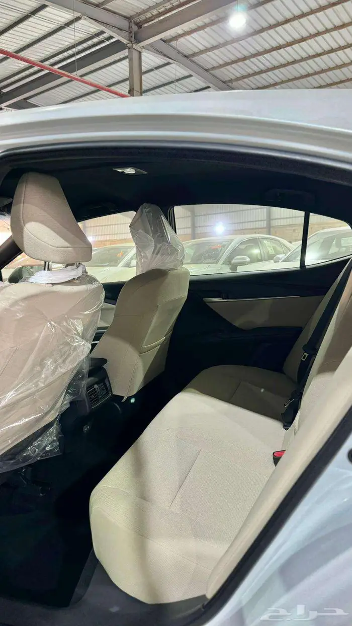 تويوتا كامري E بنزين 2025 - كاش و أقساط 5