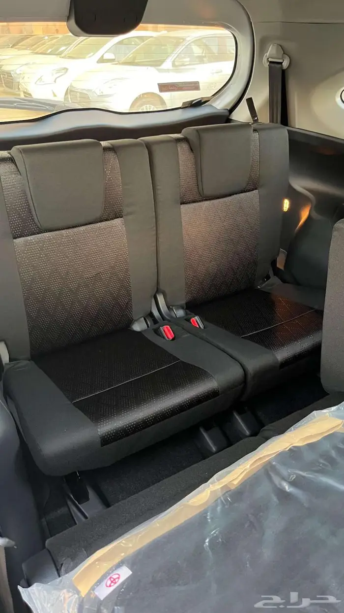 تويوتا فيلوز GLX بنزين 2025 - عروض الأقساط 11