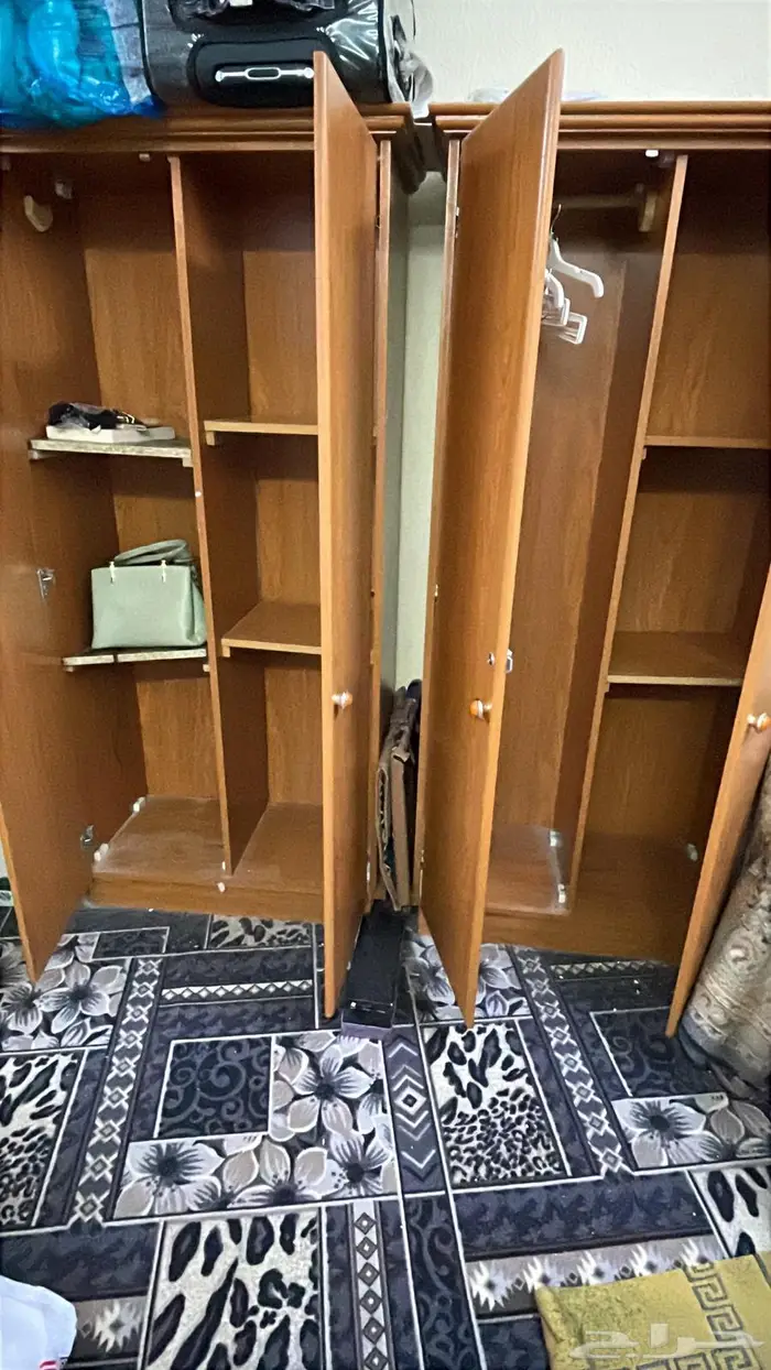 عرض اليوم دولاب واحد 35 ريال للبيع 1