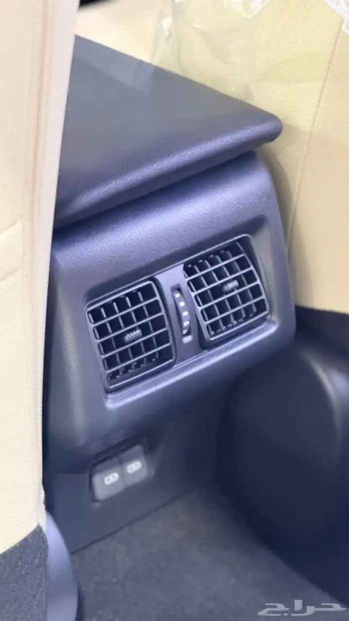 تويوتا كامري 2025 13