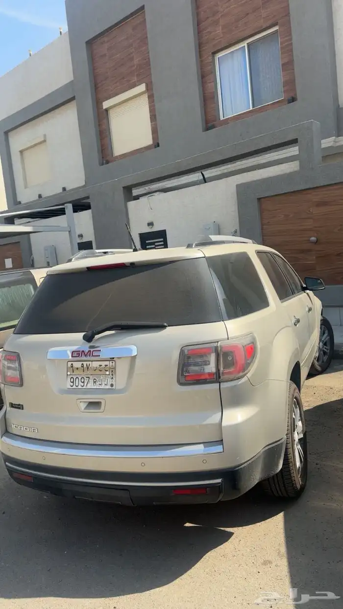 جي ام سي اكاديا للبيع2014 البدي وكالة الأرضية منفوضة وموجود 3