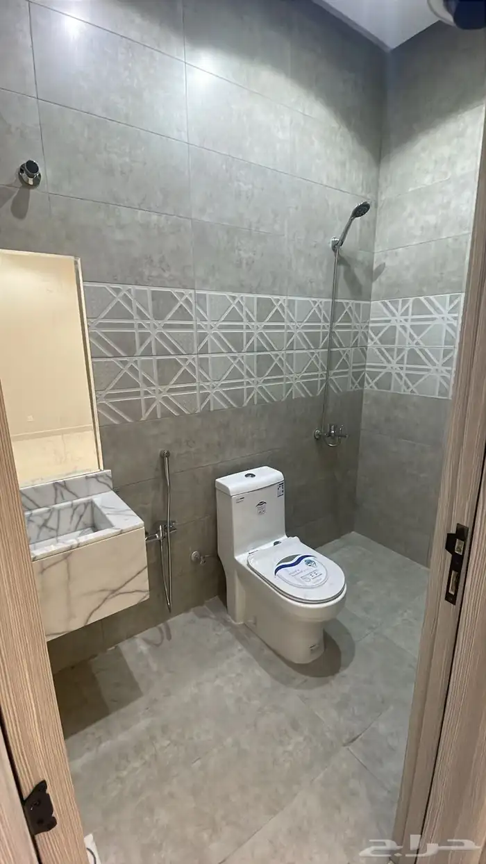 للبيع دور تأسيس دورين حي ملحق النفل شغل راقي وتصميم فخم وممي 17