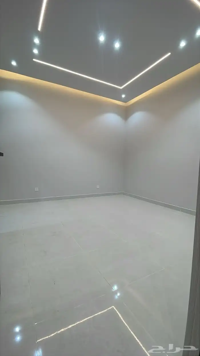 للبيع دور تأسيس دورين حي ملحق النفل شغل راقي وتصميم فخم وممي 12