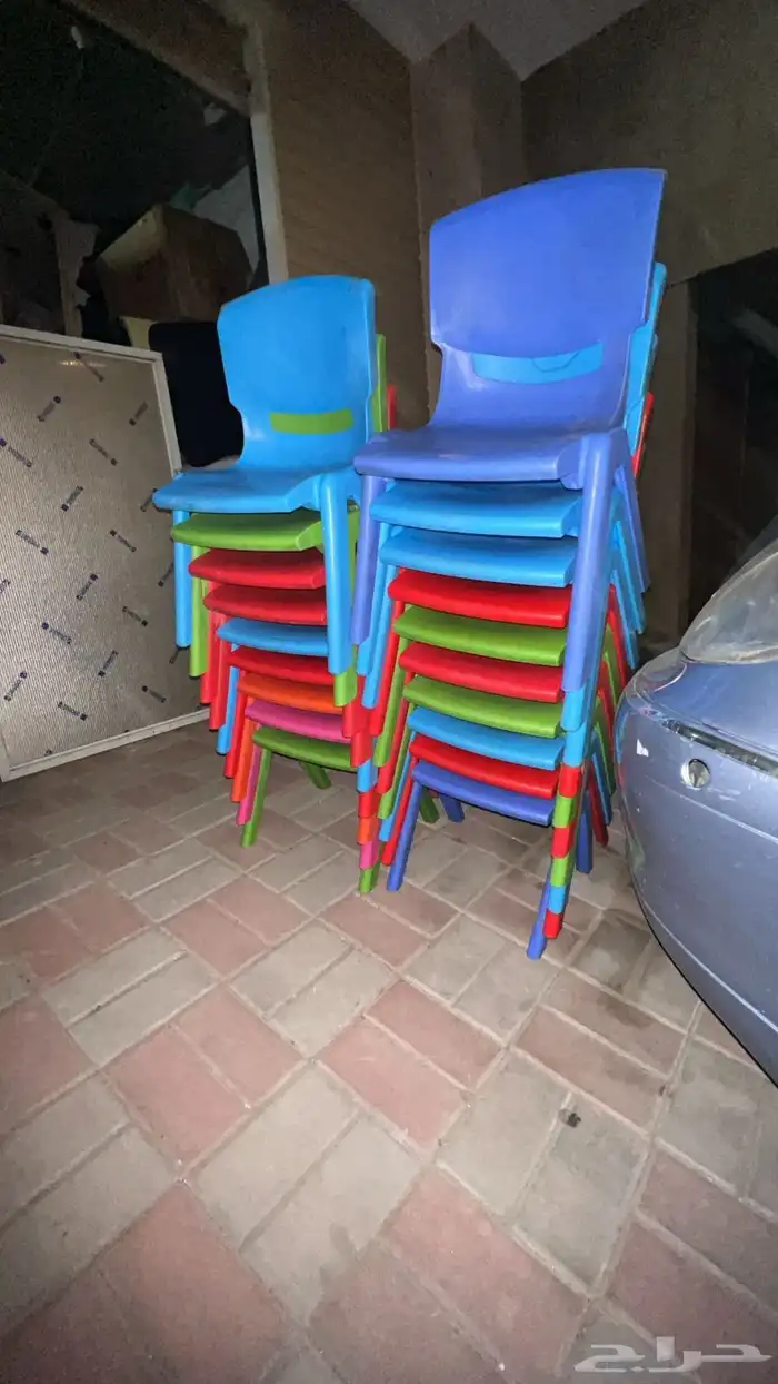 شاشة 32سعرها 200مطبخ 200 2