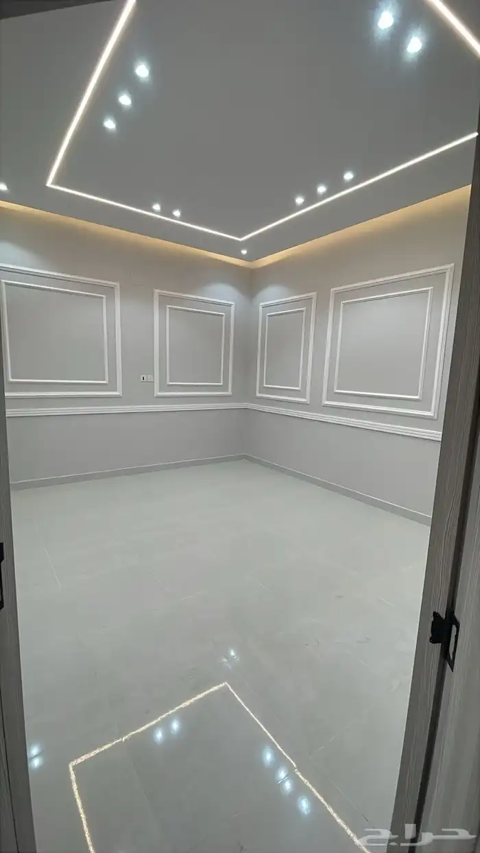 للبيع دور تأسيس دورين حي ملحق النفل شغل راقي وتصميم فخم وممي 6