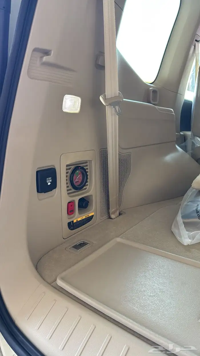 تويوتا لاندكروزر GXR 4 2026 6