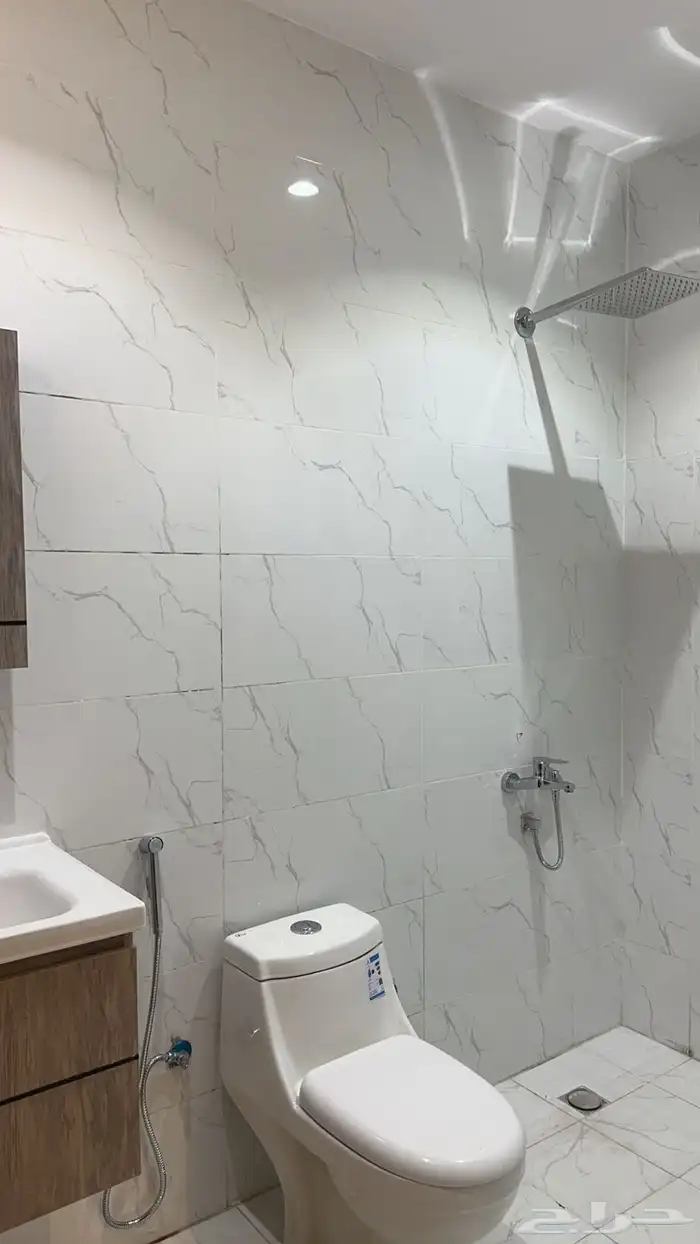 للايجار شقق بحي البوادي 7