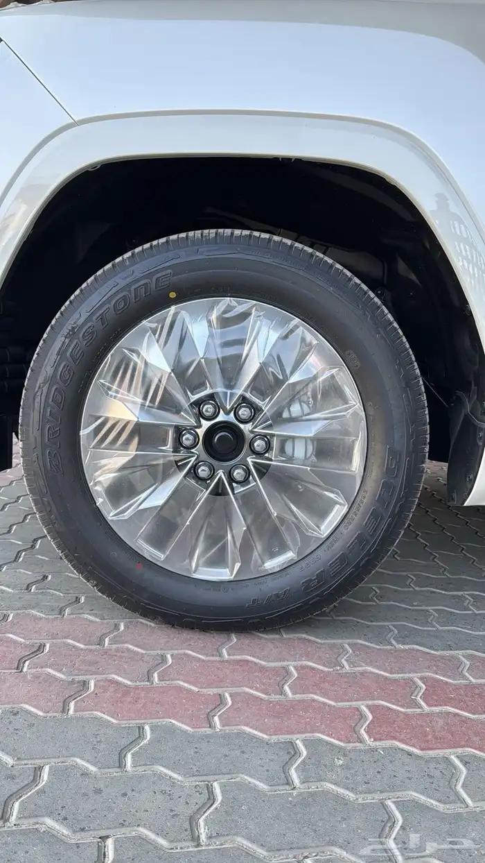تويوتا لاندكروزر GXR 4 2026 16
