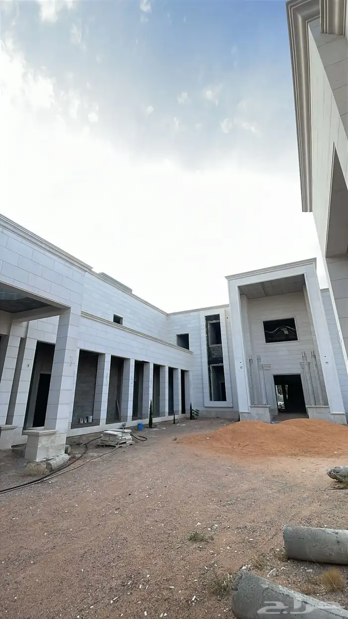 للبيع قصر 3000 متر بحائل 7