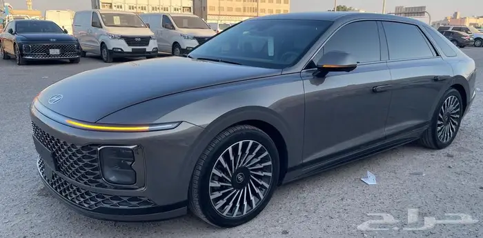 ازيرا 2023 وارد كوريا 3