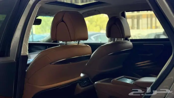 لكزس LS500 H موديل 2018 سعودي ممشي 161 الف للبيع علي السوم 6