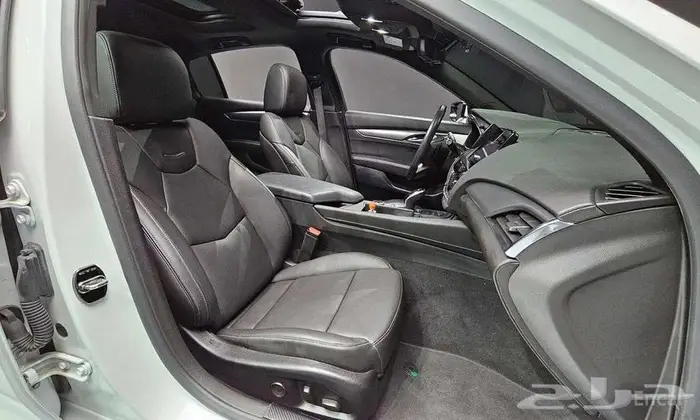 كاديلاك CT5   2022 15