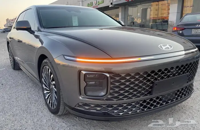 ازيرا 2023 وارد كوريا 1