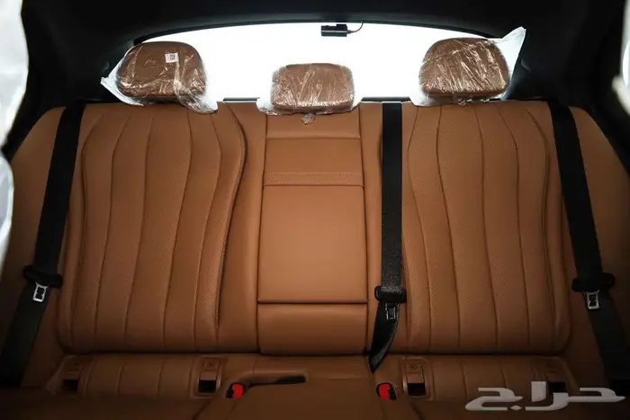 مرسيدس E200 موديل 2025 10